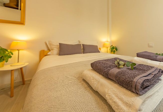 Apartment in Tarifa - Near beach, cosy terrace, pool & fibre WIFI  Apartment in Tarifa - Near beach, cosy terrace, pool & fibre WIFI