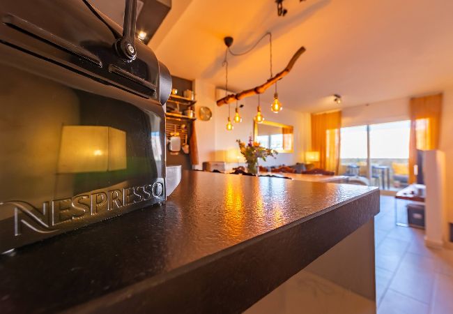 Apartment in Tarifa - Near beach, cosy terrace, pool & fibre WIFI  Apartment in Tarifa - Near beach, cosy terrace, pool & fibre WIFI