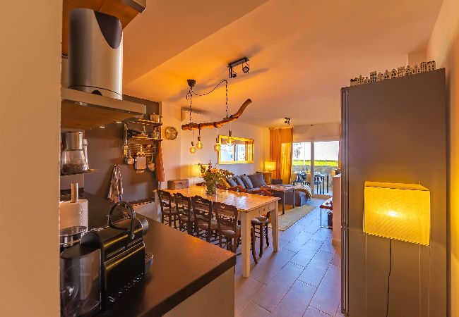 Apartment in Tarifa - Near beach, cosy terrace, pool & fibre WIFI  Apartment in Tarifa - Near beach, cosy terrace, pool & fibre WIFI