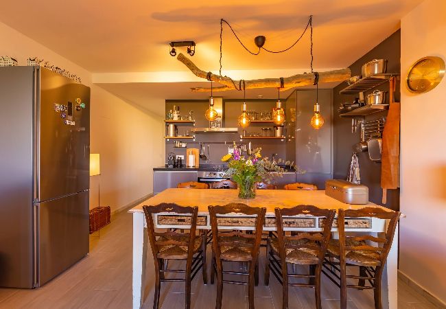 Apartment in Tarifa - Near beach, cosy terrace, pool & fibre WIFI  Apartment in Tarifa - Near beach, cosy terrace, pool & fibre WIFI