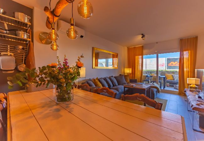 Apartment in Tarifa - Near beach, cosy terrace, pool & fibre WIFI  Apartment in Tarifa - Near beach, cosy terrace, pool & fibre WIFI