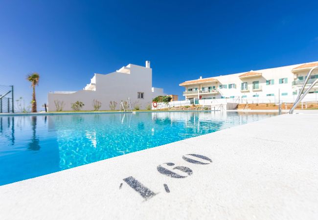 Apartment in Tarifa - Terrace with views, pool, parking space & WIFI  Apartment in Tarifa - Terrace with views, pool, parking space & WIFI