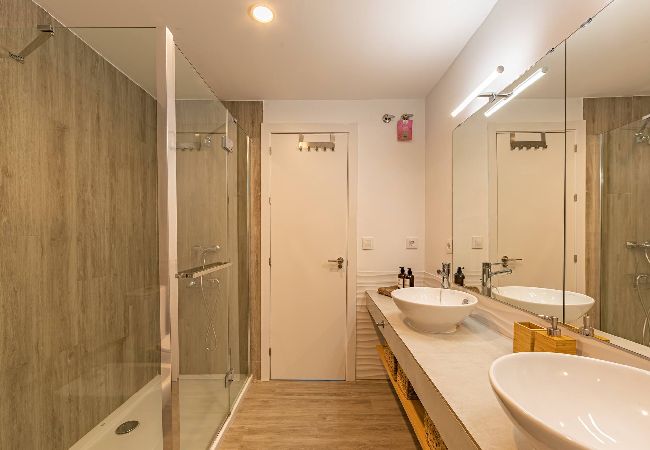 Residence in Tarifa - Africa views, 3 terraces, WIFI (fibre) and parking  Residence in Tarifa - Africa views, 3 terraces, WIFI (fibre) and parking