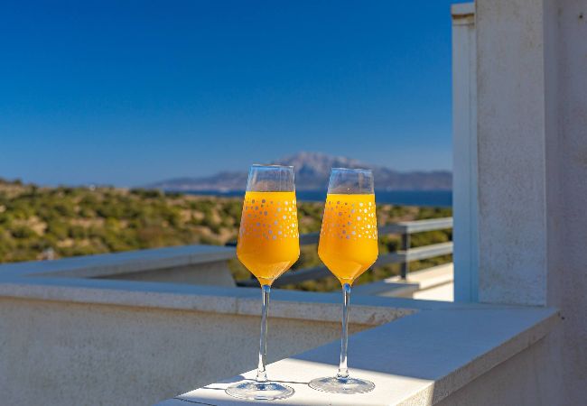 Residence in Tarifa - Africa views, 3 terraces, WIFI (fibre) and parking  Residence in Tarifa - Africa views, 3 terraces, WIFI (fibre) and parking