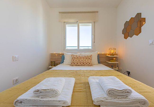 Residence in Tarifa - Africa views, 3 terraces, WIFI (fibre) and parking  Residence in Tarifa - Africa views, 3 terraces, WIFI (fibre) and parking