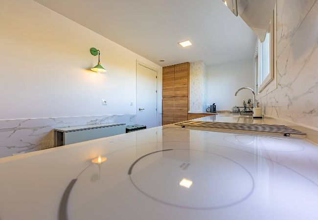 Residence in Tarifa - Africa views, 3 terraces, WIFI (fibre) and parking  Residence in Tarifa - Africa views, 3 terraces, WIFI (fibre) and parking