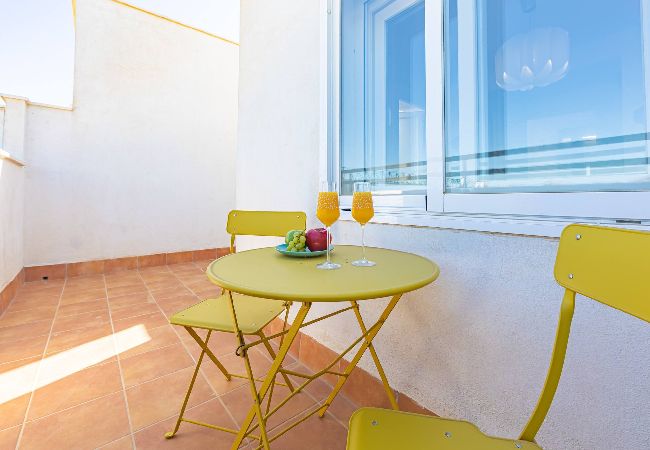 Residence in Tarifa - Africa views, 3 terraces, WIFI (fibre) and parking  Residence in Tarifa - Africa views, 3 terraces, WIFI (fibre) and parking