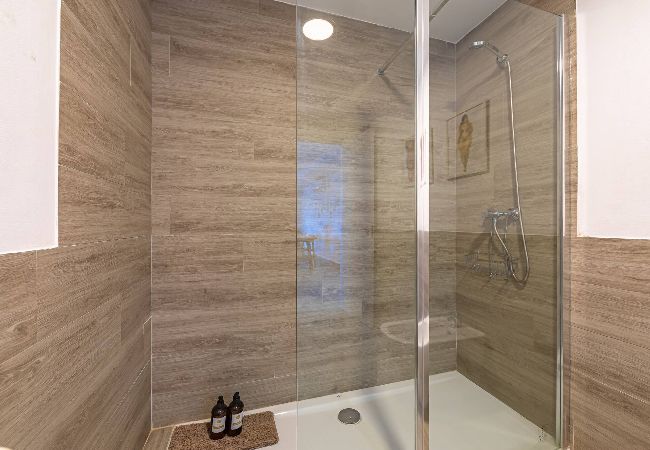 Residence in Tarifa - Africa views, 3 terraces, WIFI (fibre) and parking  Residence in Tarifa - Africa views, 3 terraces, WIFI (fibre) and parking