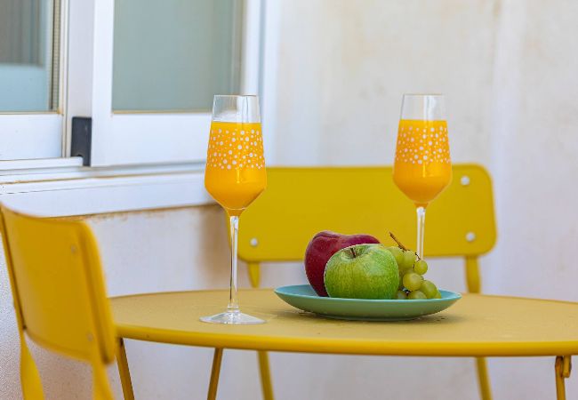 Residence in Tarifa - Africa views, 3 terraces, WIFI (fibre) and parking  Residence in Tarifa - Africa views, 3 terraces, WIFI (fibre) and parking