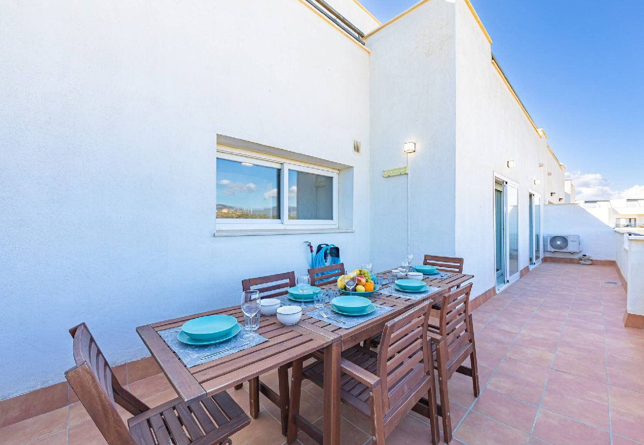 Residence in Tarifa - Africa views, 3 terraces, WIFI (fibre) and parking 