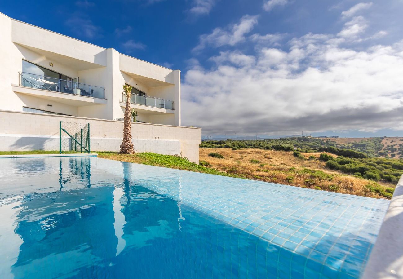 Residence in Tarifa - Africa views, 3 terraces, WIFI (fibre) and parking 