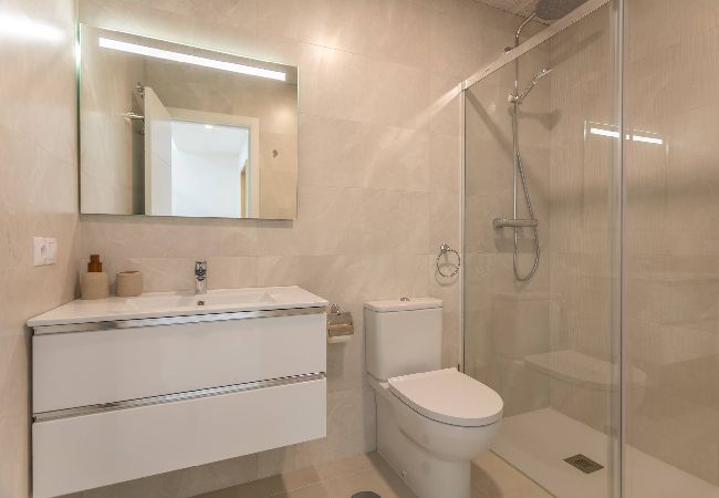 House in Cádiz - Spatious, Views, Terraces, Jacuzzi & WIFI (fibre)  House in Cádiz - Spatious, Views, Terraces, Jacuzzi & WIFI (fibre)