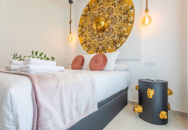 House in Cádiz - Spatious, Views, Terraces, Jacuzzi & WIFI (fibre)  House in Cádiz - Spatious, Views, Terraces, Jacuzzi & WIFI (fibre)