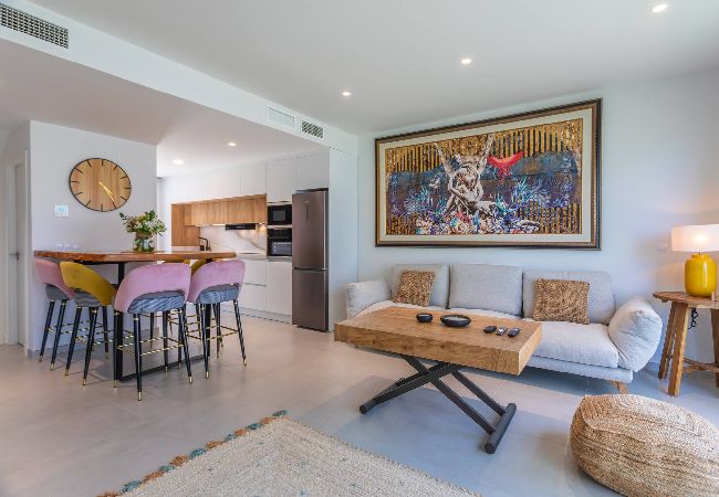 House in Cádiz - Spatious, Views, Terraces, Jacuzzi & WIFI (fibre)  House in Cádiz - Spatious, Views, Terraces, Jacuzzi & WIFI (fibre)