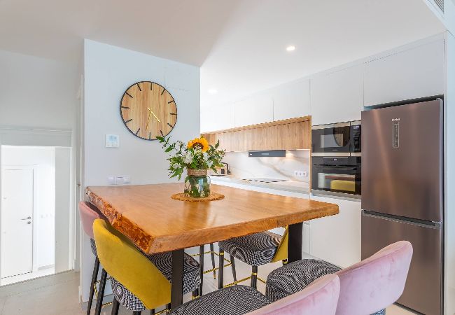 House in Cádiz - Spatious, Views, Terraces, Jacuzzi & WIFI (fibre)  House in Cádiz - Spatious, Views, Terraces, Jacuzzi & WIFI (fibre)