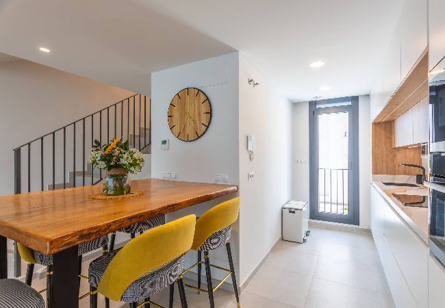 House in Cádiz - Spatious, Views, Terraces, Jacuzzi & WIFI (fibre)  House in Cádiz - Spatious, Views, Terraces, Jacuzzi & WIFI (fibre)