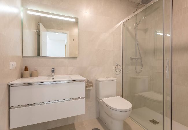 House in Cádiz - Spatious, Views, Terraces, Jacuzzi & WIFI (fibre)  House in Cádiz - Spatious, Views, Terraces, Jacuzzi & WIFI (fibre)