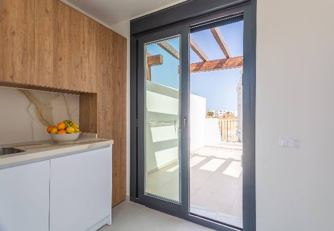 House in Cádiz - Spatious, Views, Terraces, Jacuzzi & WIFI (fibre)  House in Cádiz - Spatious, Views, Terraces, Jacuzzi & WIFI (fibre)