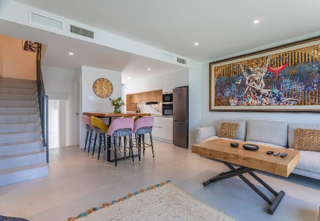 House in Cádiz - Spatious, Views, Terraces, Jacuzzi & WIFI (fibre)  House in Cádiz - Spatious, Views, Terraces, Jacuzzi & WIFI (fibre)