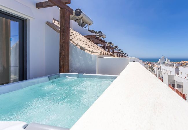 House in Cádiz - Spatious, Views, Terraces, Jacuzzi & WIFI (fibre)  House in Cádiz - Spatious, Views, Terraces, Jacuzzi & WIFI (fibre)