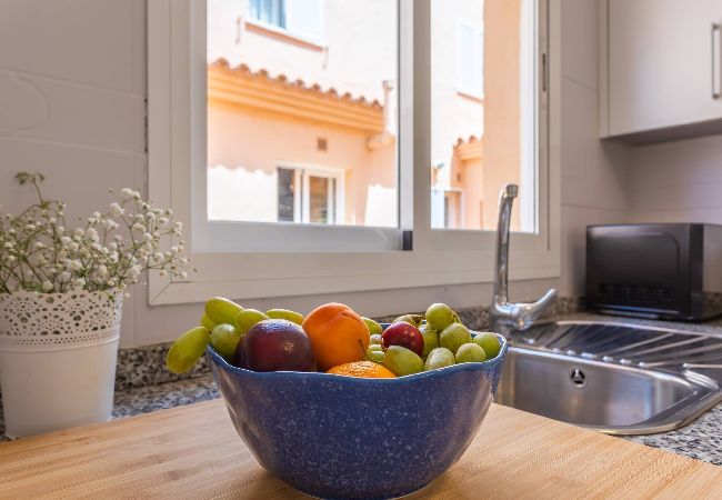 Apartment in Tarifa - 1st line beach, pool, terrace & fibre WIFI  Apartment in Tarifa - 1st line beach, pool, terrace & fibre WIFI