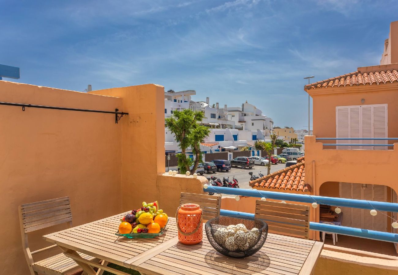 Apartment in Tarifa - 1st line beach, pool, terrace & fibre WIFI 