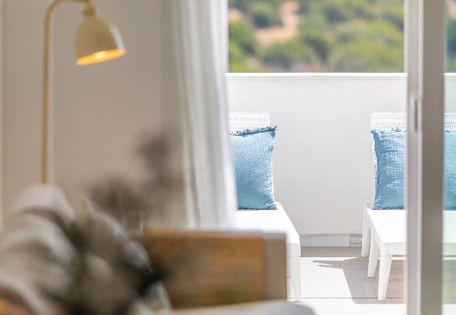 Apartment in Tarifa - Stunning views, terrace, pool, WIFI & near centre  Apartment in Tarifa - Stunning views, terrace, pool, WIFI & near centre