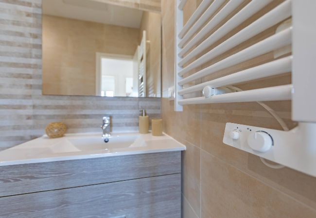 Apartment in Tarifa - Quiet and elegant with terrace and pool & WIFI  Apartment in Tarifa - Quiet and elegant with terrace and pool & WIFI