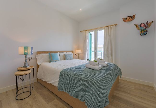 Apartment in Tarifa - Quiet and elegant with terrace and pool & WIFI  Apartment in Tarifa - Quiet and elegant with terrace and pool & WIFI