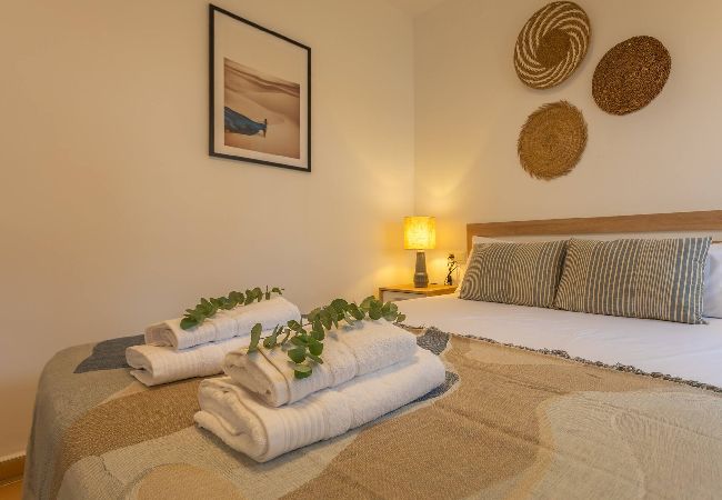 Apartment in Tarifa - Beach at 30m, great terrace, home office & fibre  Apartment in Tarifa - Beach at 30m, great terrace, home office & fibre
