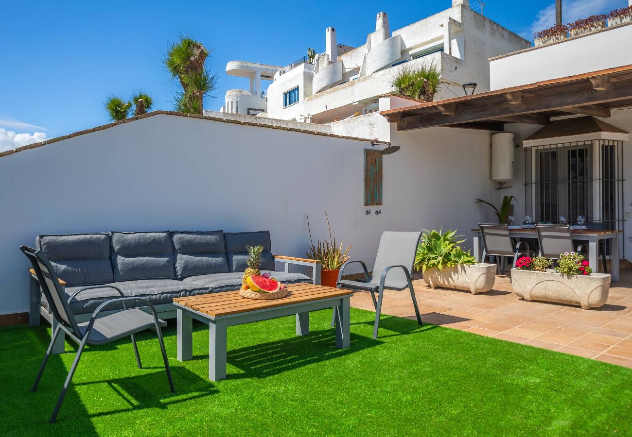 Apartment in Tarifa - Beach at 30m, great terrace, home office & fibre 