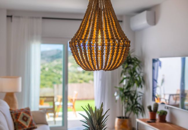 Apartment in Tarifa - Large garden with countryside views, pool & WIFI  Apartment in Tarifa - Large garden with countryside views, pool & WIFI