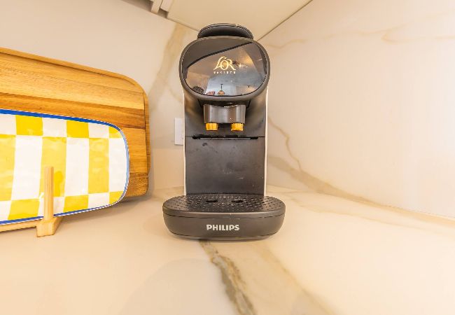 Apartment in Tarifa - Large garden with countryside views, pool & WIFI  Apartment in Tarifa - Large garden with countryside views, pool & WIFI