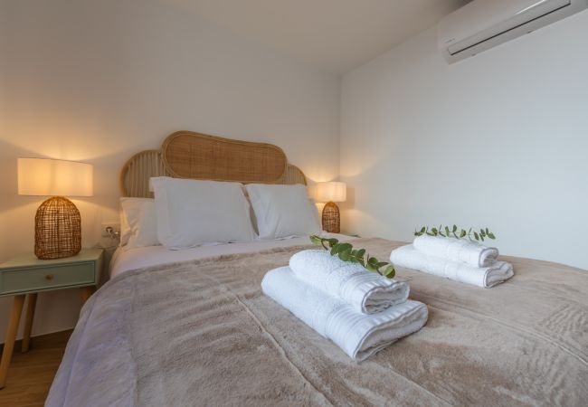 Apartment in Tarifa - Penthouse in center; terraces, views & home office Apartment in Tarifa - Penthouse in center; terraces, views & home office