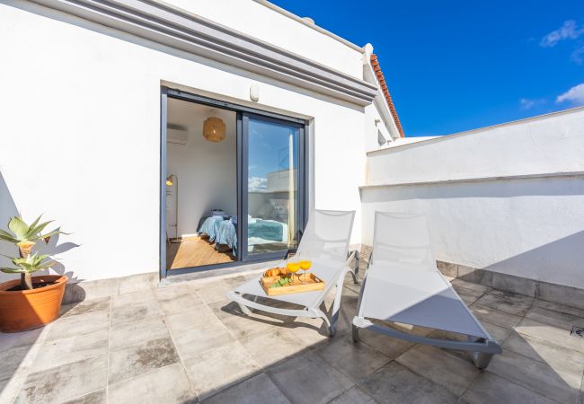 Apartment in Tarifa - Penthouse in center; terraces, views & home office Apartment in Tarifa - Penthouse in center; terraces, views & home office