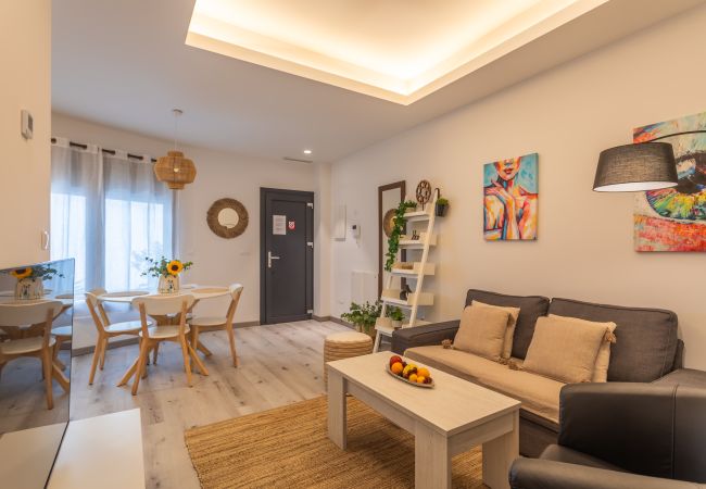 Apartment in Tarifa - Central but quiet area with a pool and fiber internet Apartment in Tarifa - Central but quiet area with a pool and fiber internet