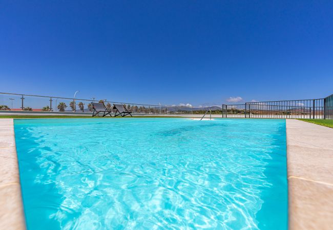 Apartment in Tarifa - Terraces with views, Garage, Pool & High-Speed Wi-Fi Apartment in Tarifa - Terraces with views, Garage, Pool & High-Speed Wi-Fi