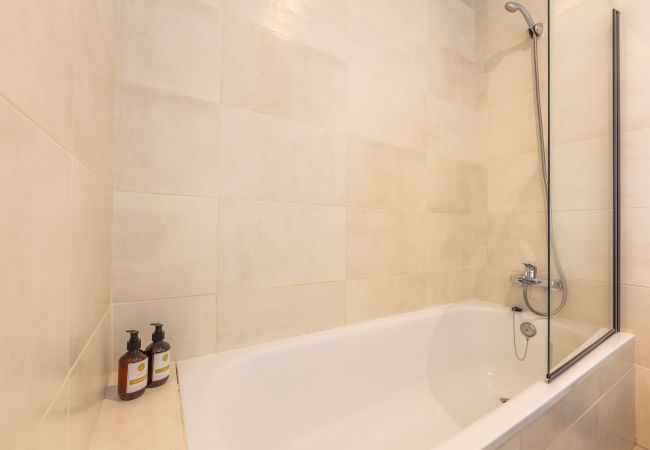 Apartment in Tarifa - Terraces with views, Garage, Pool & High-Speed Wi-Fi Apartment in Tarifa - Terraces with views, Garage, Pool & High-Speed Wi-Fi