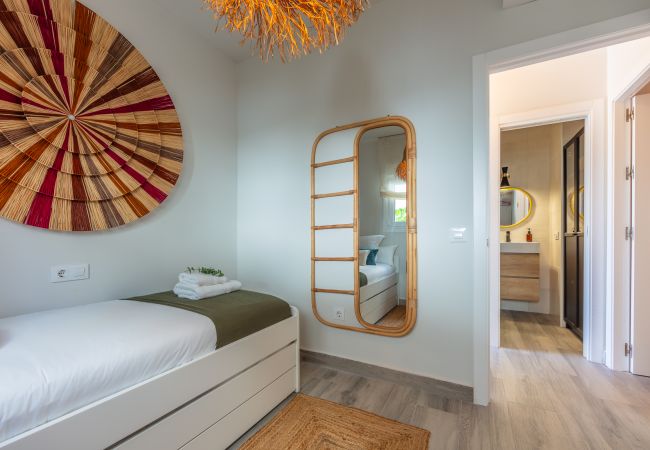 Apartment in Tarifa - Terraces with views, Garage, Pool & High-Speed Wi-Fi Apartment in Tarifa - Terraces with views, Garage, Pool & High-Speed Wi-Fi