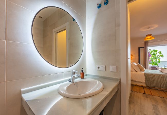 Apartment in Tarifa - Terraces with views, Garage, Pool & High-Speed Wi-Fi Apartment in Tarifa - Terraces with views, Garage, Pool & High-Speed Wi-Fi