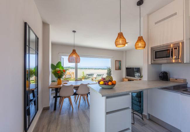 Apartment in Tarifa - Terraces with views, Garage, Pool & High-Speed Wi-Fi Apartment in Tarifa - Terraces with views, Garage, Pool & High-Speed Wi-Fi