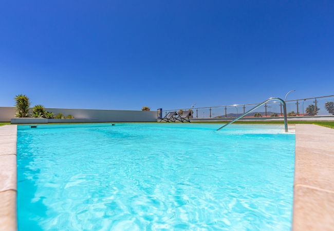 Apartment in Tarifa - Terraces with views, Garage, Pool & High-Speed Wi-Fi Apartment in Tarifa - Terraces with views, Garage, Pool & High-Speed Wi-Fi