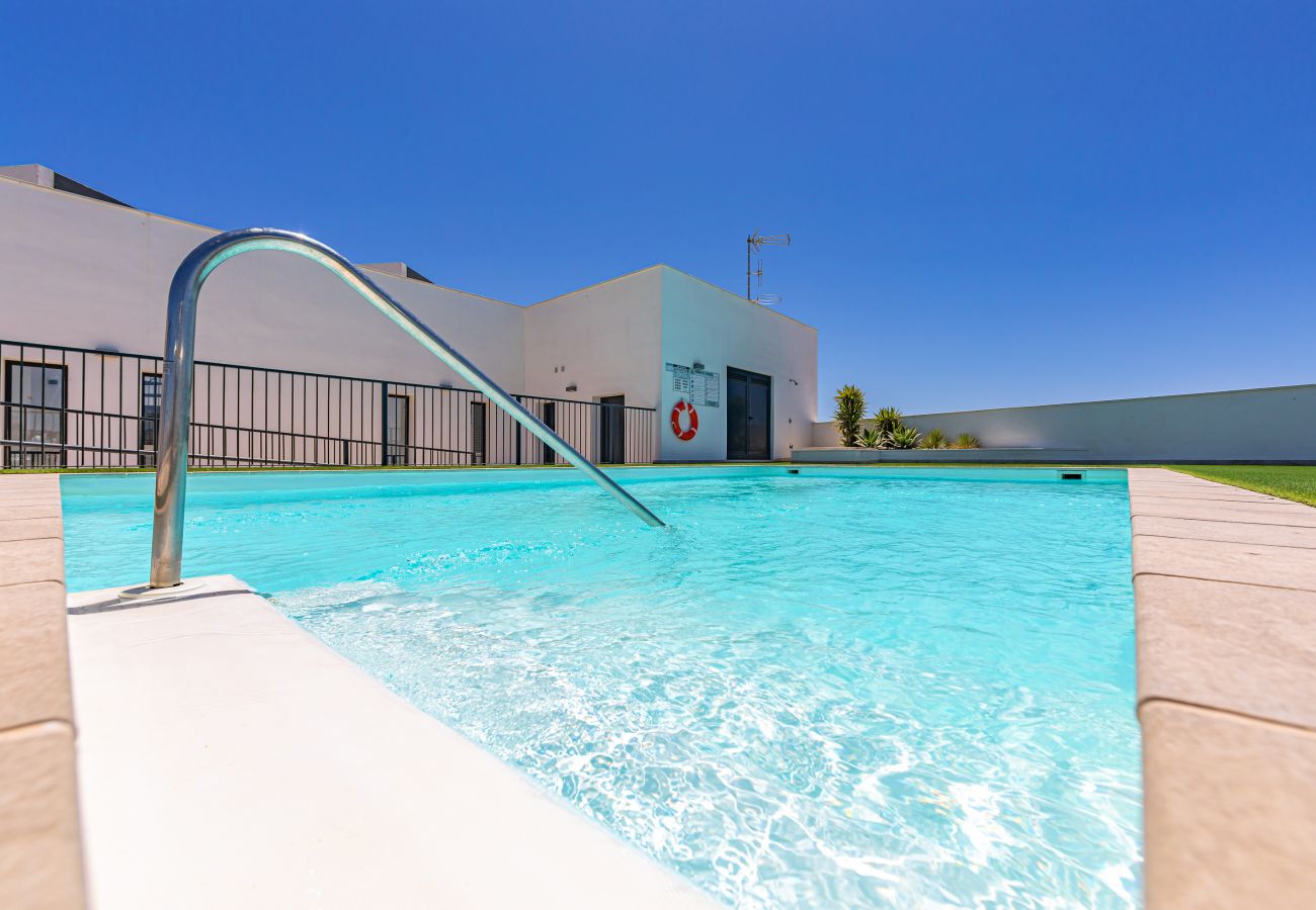 Apartment in Tarifa - Terraces with views, Garage, Pool & High-Speed Wi-Fi