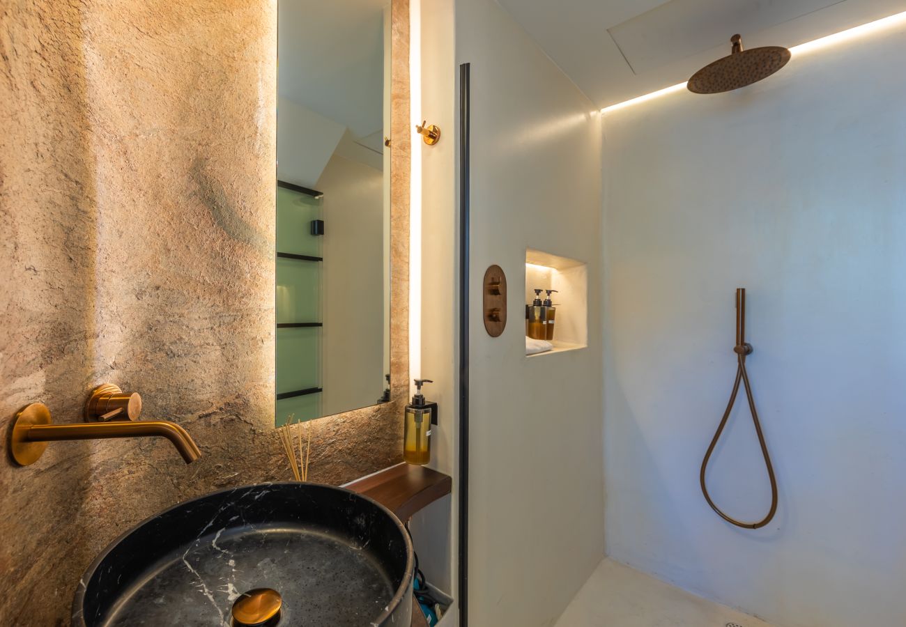 Apartment in Tarifa - Acua - Elegant Hideaway in Heart of Tarifa