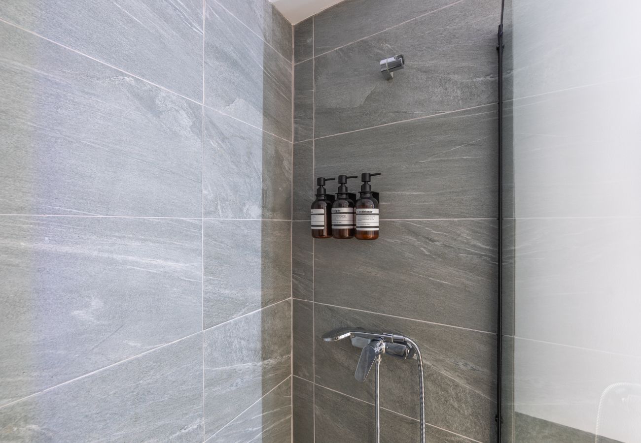 Apartment in Tarifa - Terrace with sea & Africa views and pool