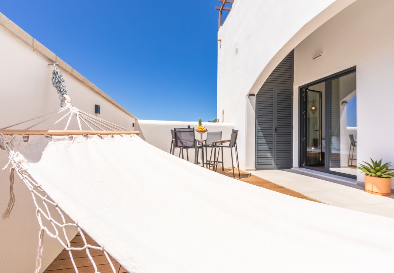 Apartment in Tarifa - Wind-Sheltered Garden Apartment