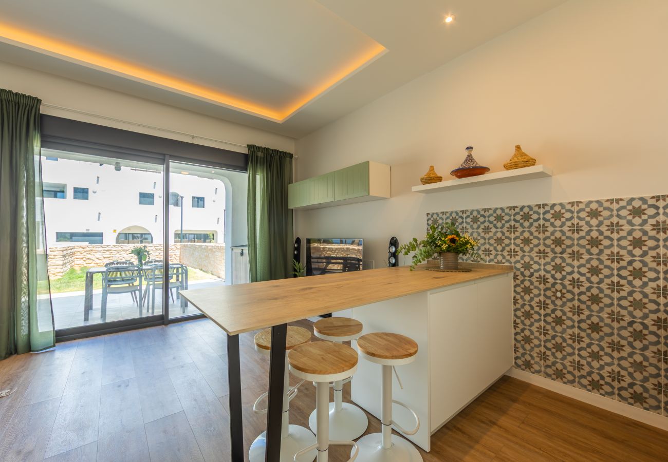 Apartment in Tarifa - Wind-Sheltered Garden Apartment