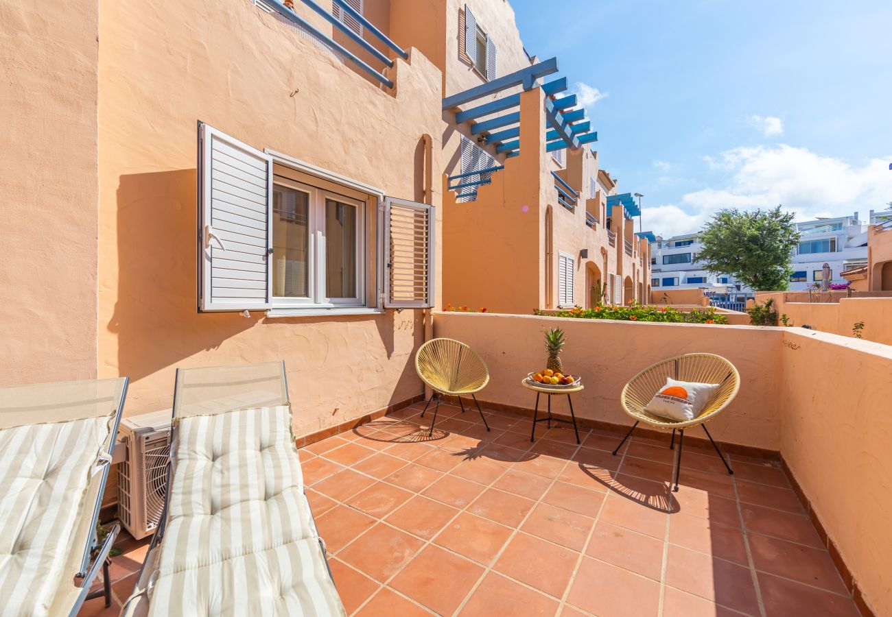 Apartment in Tarifa - Family Apartment by the Beach | Pool & Terrace