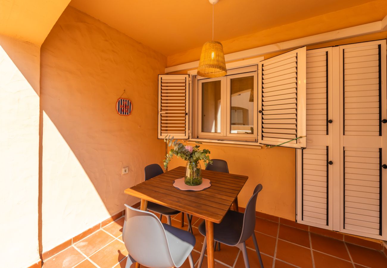 Apartment in Tarifa - Family Apartment by the Beach | Pool & Terrace