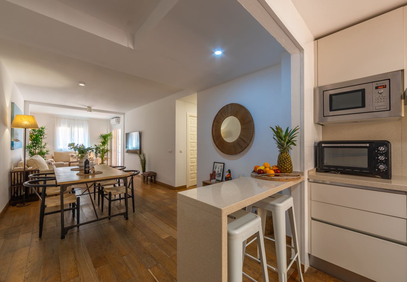 Apartment in Tarifa - Family Apartment by the Beach | Pool & Terrace